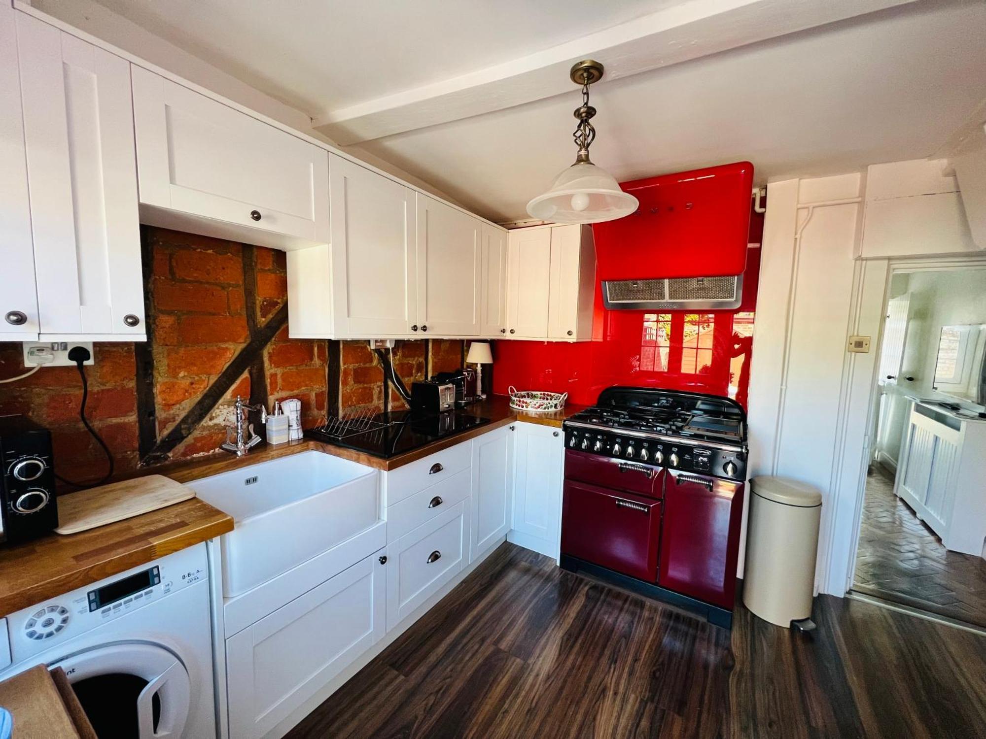Bridewell Cottage In The Heart Of Tenterden - Pass The Keys Екстериор снимка