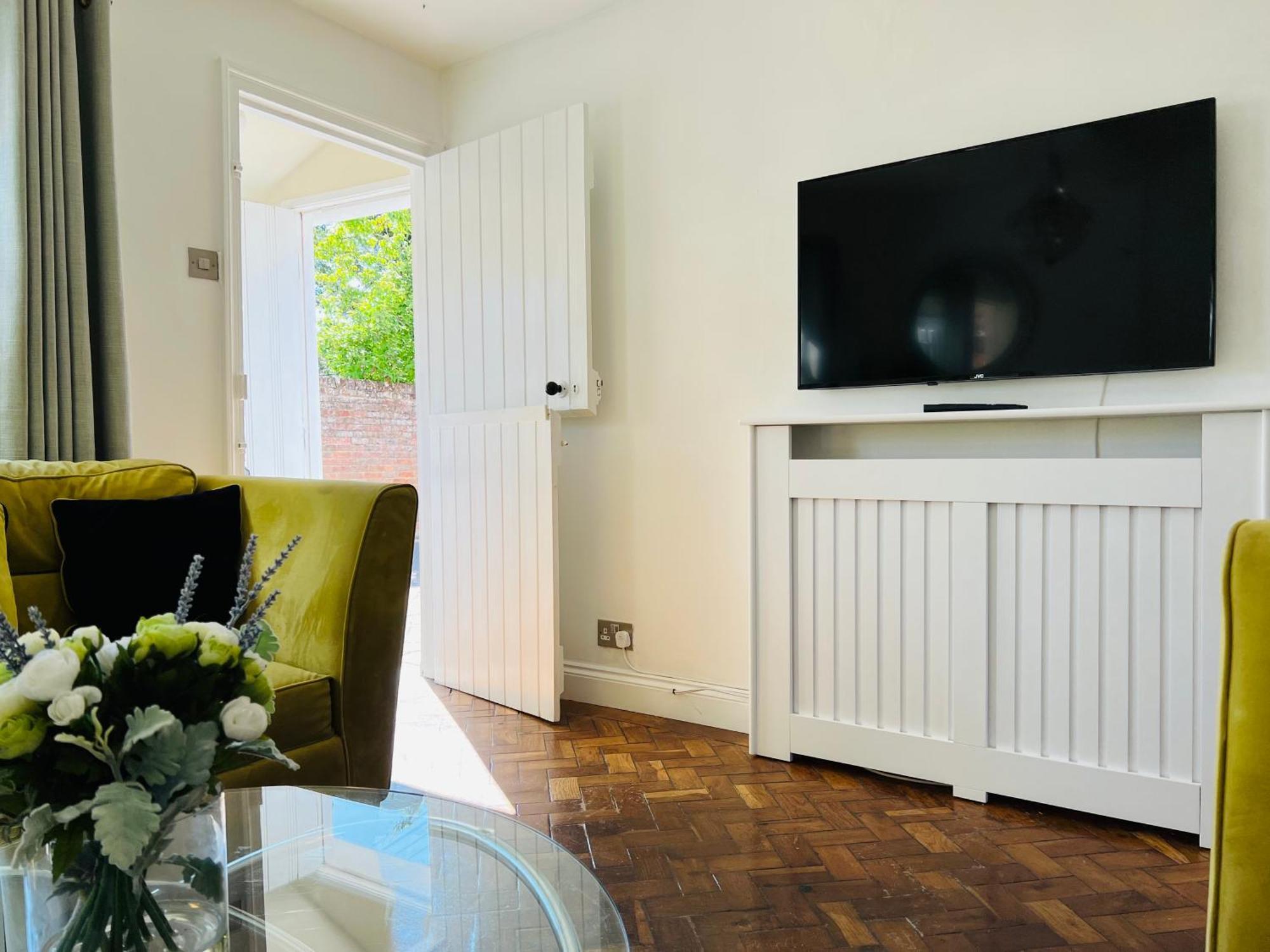Bridewell Cottage In The Heart Of Tenterden - Pass The Keys Екстериор снимка